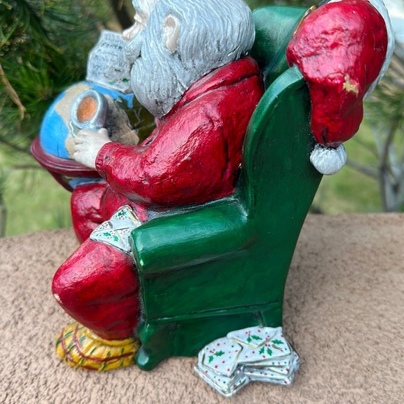 Vintage Ceramic Santa Checking His Route 1992 - Picture 4 of 16